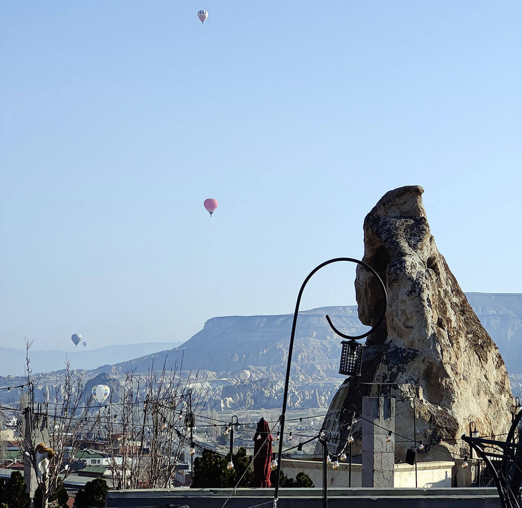 View Of The Balloons In Cappadocia Cave Rooms