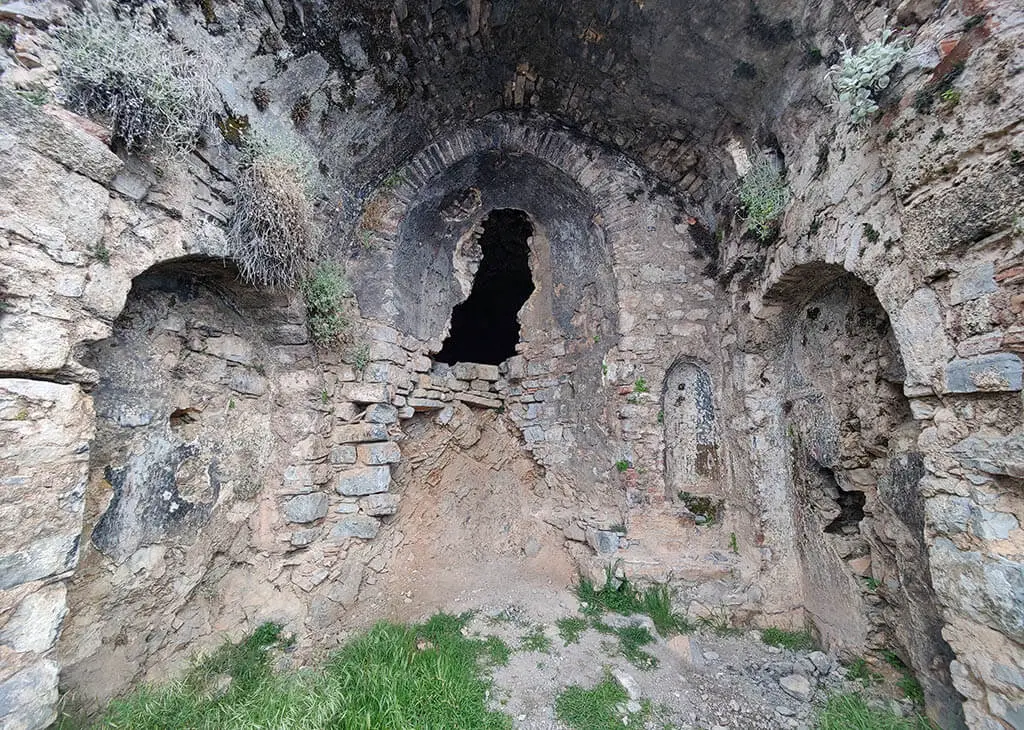Af Kule Monastery Ruins
