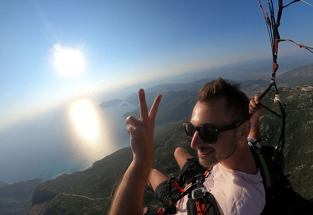 The pleasure of paragliding in Oludeniz