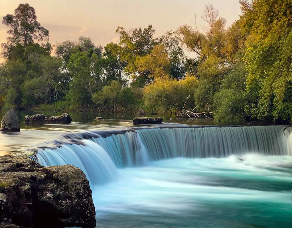 The natural beauty of Manavgat Waterfall